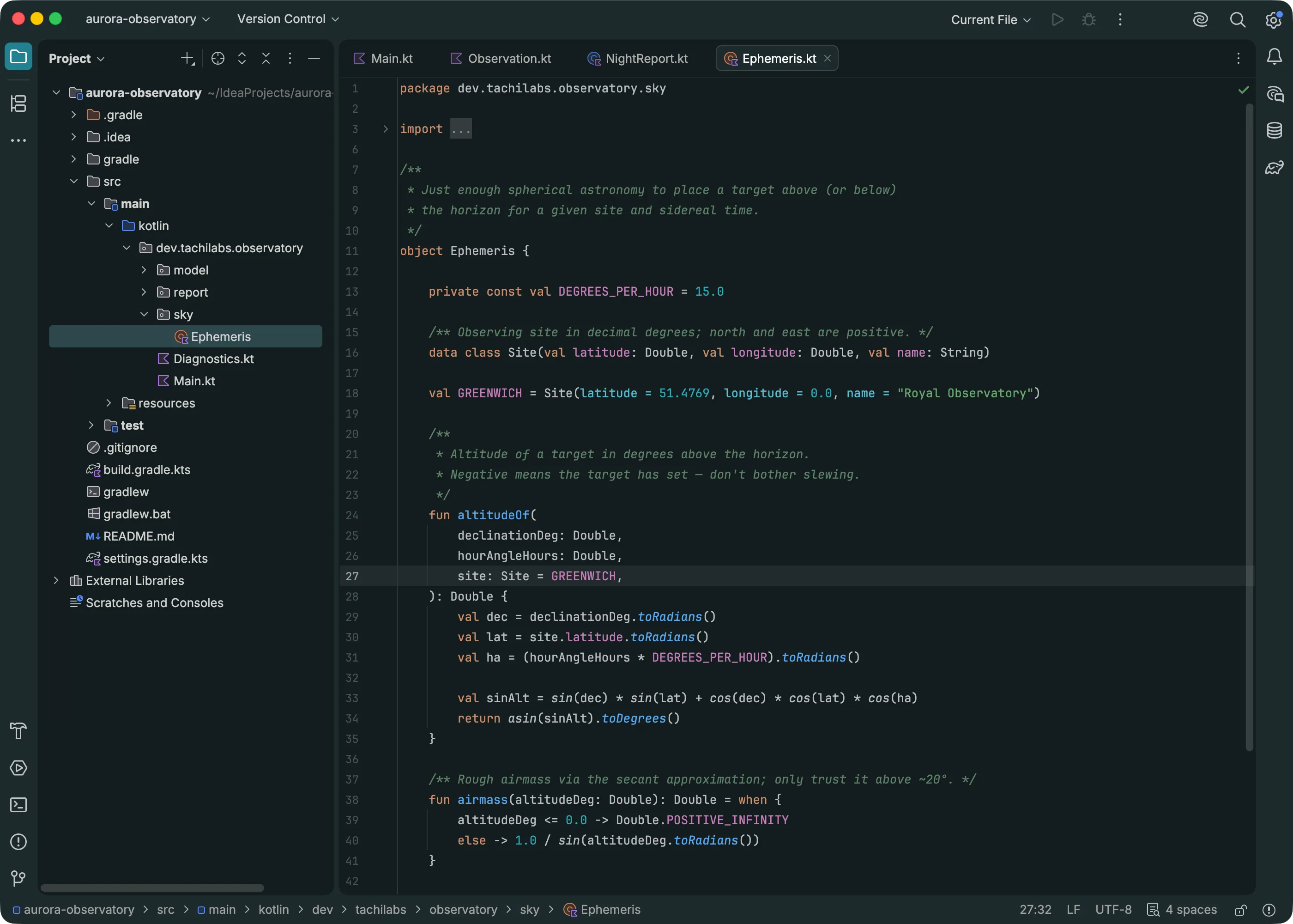IntelliJ IDEA on the Islands Dark theme under the Teal preset with colorize background on